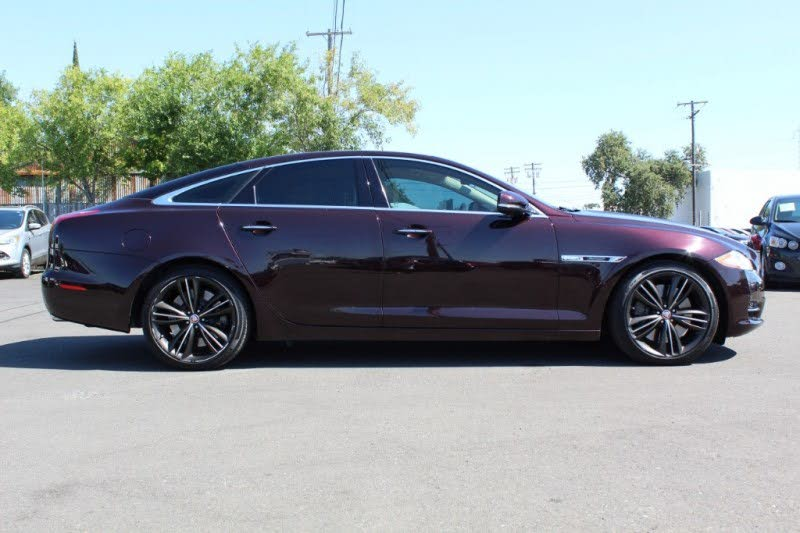 Illustration for article titled Jaguar XJ Supersports are Under $25,000